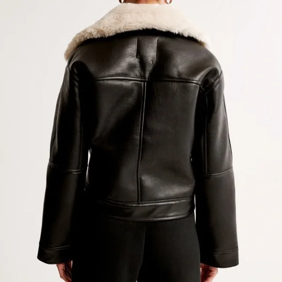 Abercrombie and Fitch leather jacket 🖤 - Picture 7 of 7